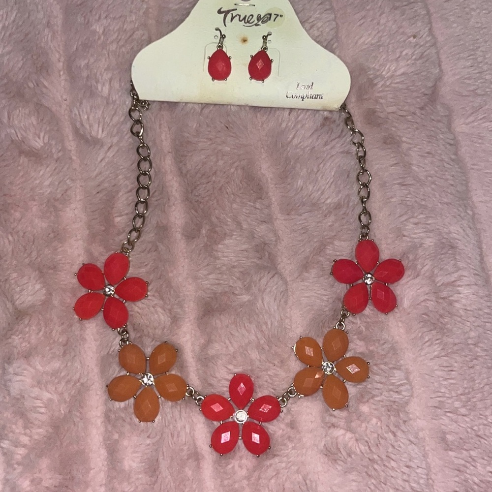 Red and Orange Floral Necklace Set
